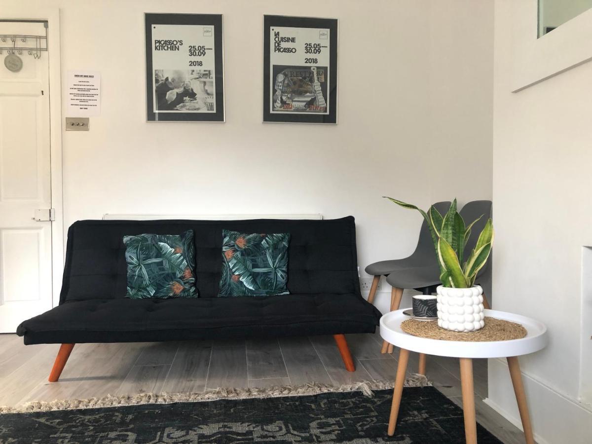 Apartment Bright Chiswick - Great Location *